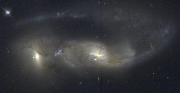 Hubble image of NGC 6621/2 galaxy pair