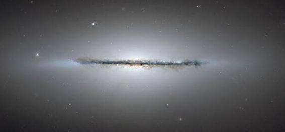 Hubble image of galaxy NGC 5866